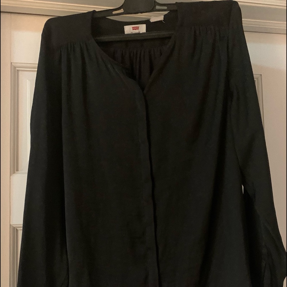 Levi’s silky buttoned blouse